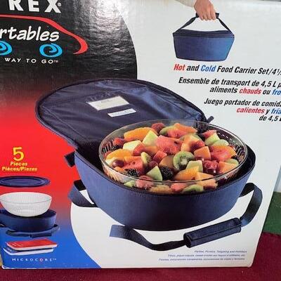Lot 616 - Pyrex  Portables 