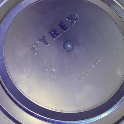 Lot 616 - Pyrex  Portables 