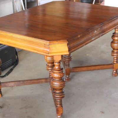 Lot 1 Antique Dining Table 50x38x31
