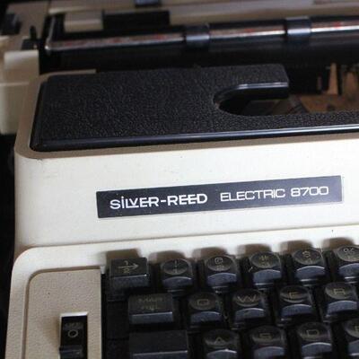 Lot 5 Silver-Reed Electric 8700 Typewriter
