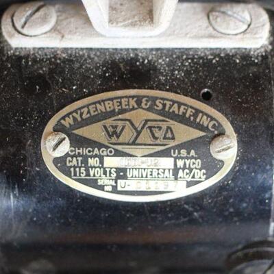 Lot 16 Wyzenbeek & Staff Vintage Tool w/ Metal Box