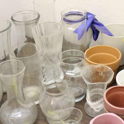 Lot 33 Vases & Pots