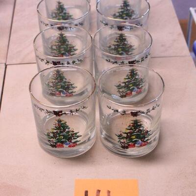 Lot 41 Vintage Christmas Glasses