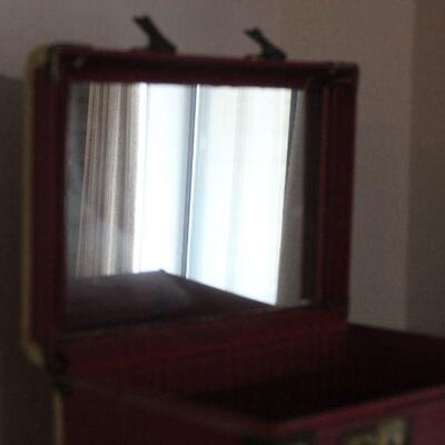 Lot 59 Antique Ehrlich of CA Red Traincase/Suitcase