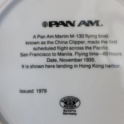 Lot 60 Pan Am Flight Bag w/ Org. Gifts from 1979 San Fran - Hong Kong