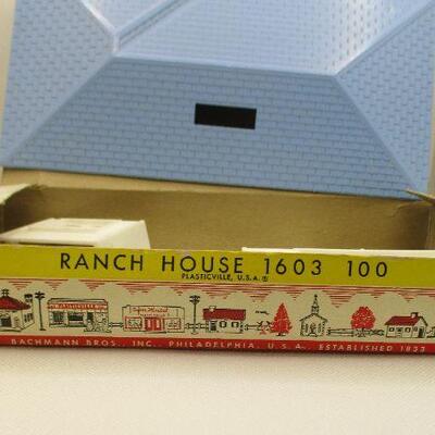 Lot 5 - Plasticville, USA Ranch House