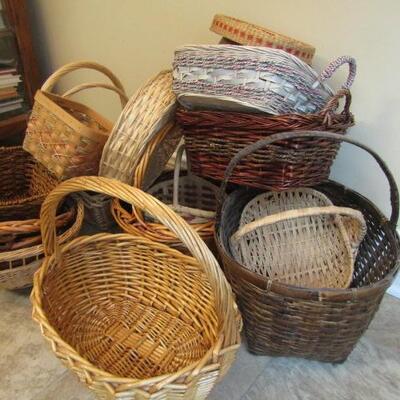 Variety of Baskets (Lots of Different Shapes and Sizes)