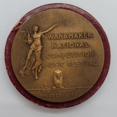 Lot JMO9: Rare 1909 Wanamaker Philadelphia National Competition Bronze Music Festival Award