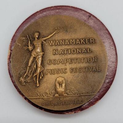Lot JMO9: Rare 1909 Wanamaker Philadelphia National Competition Bronze Music Festival Award