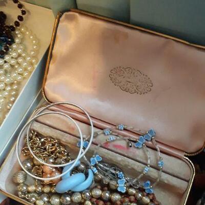 Costume Jewelry & Boxes