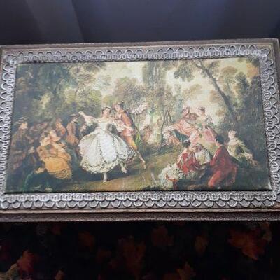 Costume Jewelry & Boxes