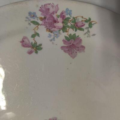 Vintage decorative plate