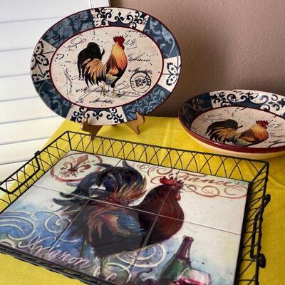 LOT 115  FRENCH PROVENCAL ROOSTER THEME DECORATIVE CERAMIC SERVE WARE