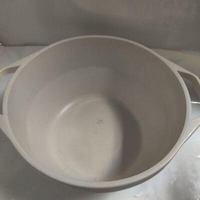 Plastic bowl