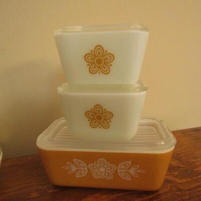 Vintage Style Refrigerator Containers