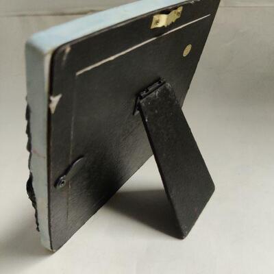 Decorative picture frame