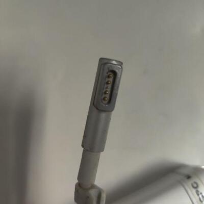 Apple charger