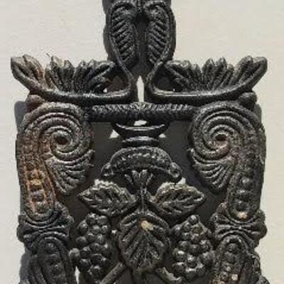 Wilton Grapes Trivet