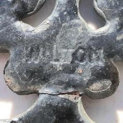 Wilton Hearts Trivet