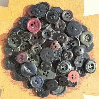 Button Center Sunflower