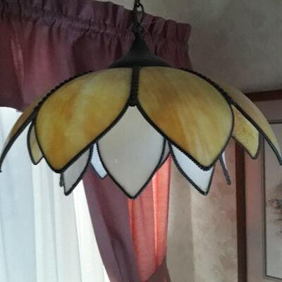 Tiffany Style Hanging Lamp
