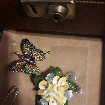 Jewelry & Jewelry Box