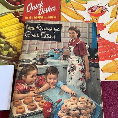 Lot 633 - Vintage Cookbooks