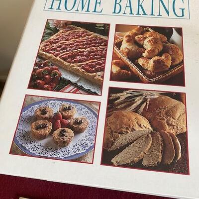 :Lot 635 - Cookbooks
