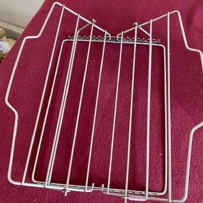 Lot 640 - Cookbook holder