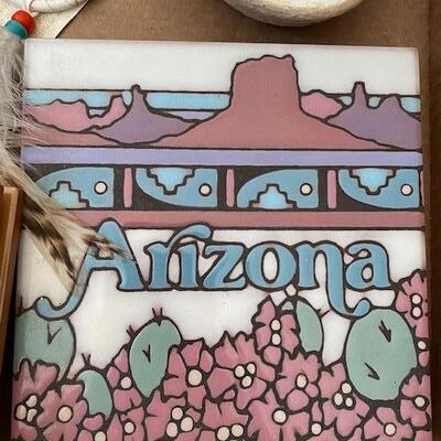 Lot 650 - Southwest Items