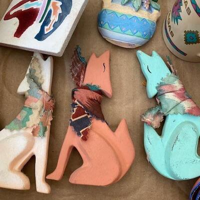 Lot 651 - Southwest Items