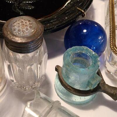 Lot 245: Lighting Rod Insulator, Glassboro Glass and More