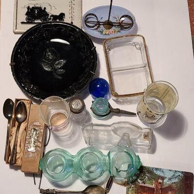 Lot 245: Lighting Rod Insulator, Glassboro Glass and More