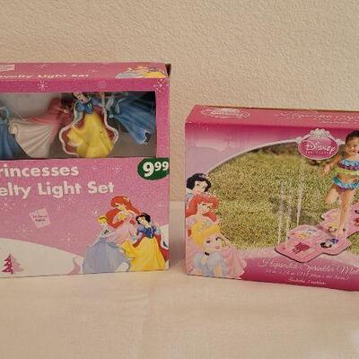Lot 152: Children's Princess Fun Set - Lights + Hopscotch Sprinklet Mat 