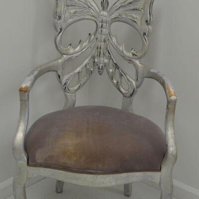 LOT 255 SHABBY CHIC BUTTERFLY WOOD CHAIR 