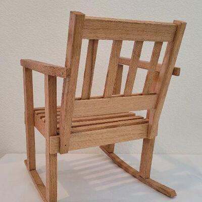 Lot 172: Small Children's Rocking Chair 