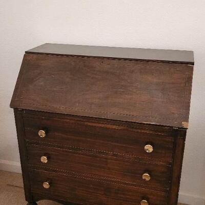 Lot 183: Antique 3-Drawer Secretary Desk