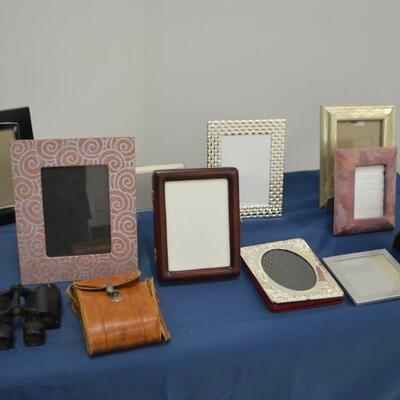 LOT 416 PICTURE FRAMES AND BINOCULARS