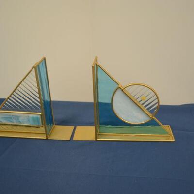 LOT 499 GLASS AND METAL BOOK ENDS