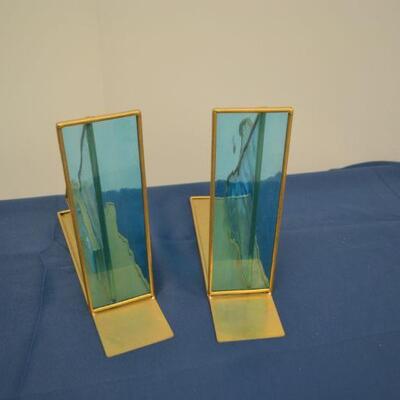 LOT 499 GLASS AND METAL BOOK ENDS