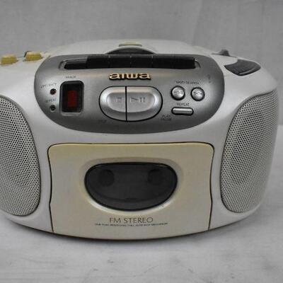 Aiwa CD & Cassette Player with AM/FM Radio