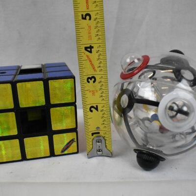 2 Puzzle Toys: Techno Source & Rubik's 360