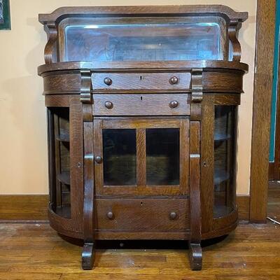 ANTIQUE TIGER WOOD BUFFET HUTCH W/ CURVED GLASS