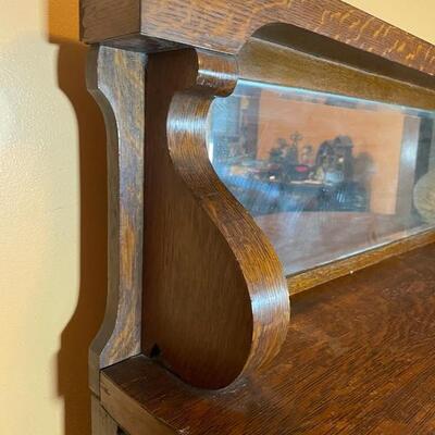 ANTIQUE TIGER WOOD BUFFET HUTCH W/ CURVED GLASS