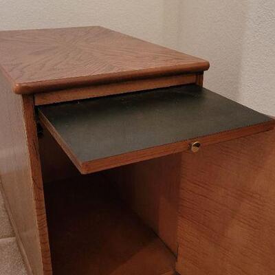 Lot 197: Vintage LANE Mid Century Modern Side Table w/ Magazine Storage 