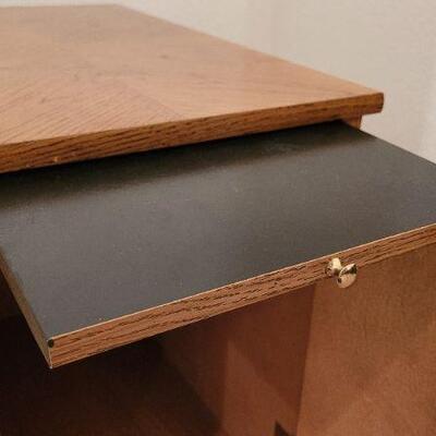 Lot 206: Vintage LANE Mid Century Modern Side Table w/ Magazine Storage 