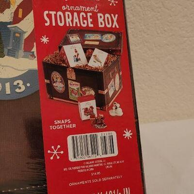 Lot 219: New HALLMARK Christmas Memento Storage Box