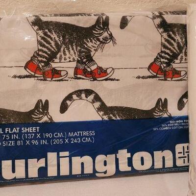 Lot 245: Vintage NEW Full/Double Sized Sheet Set Sneaker Cat