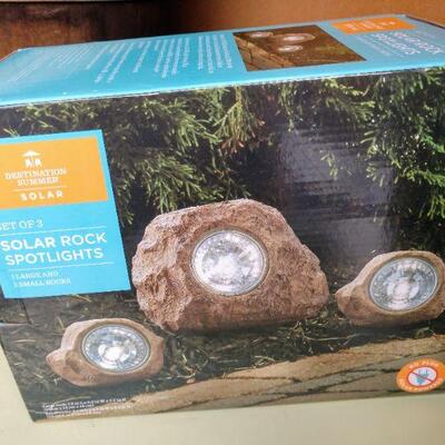 NEW Solar Rock Spotlights