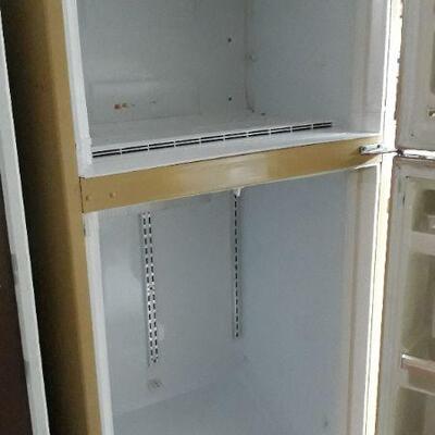 Kenmore Refrigerator 